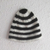 Bonnet rayé noir et blanc