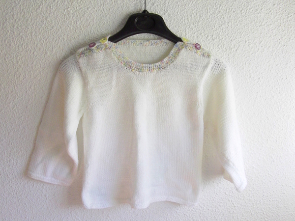 pull blanc bébé fait main