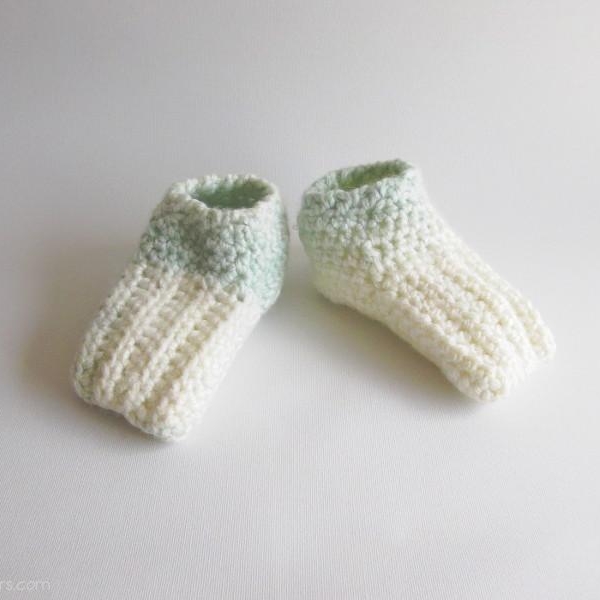 chaussons bebe en laine