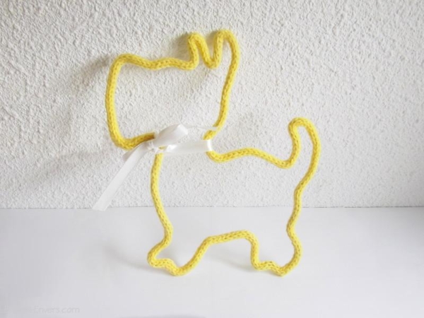 chien tricotin