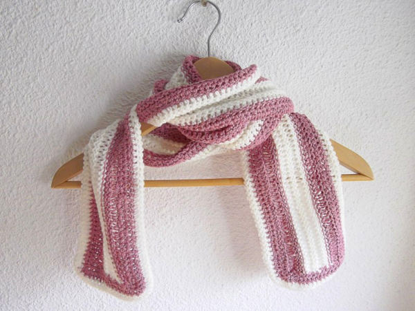 écharpe rose écru fait main