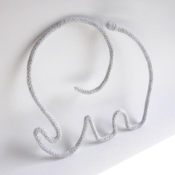 elephant en tricotin