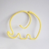 Éléphant en tricotin jaune