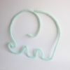 Déco éléphant en tricotin vert