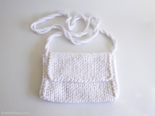 mini sac crochet blanc