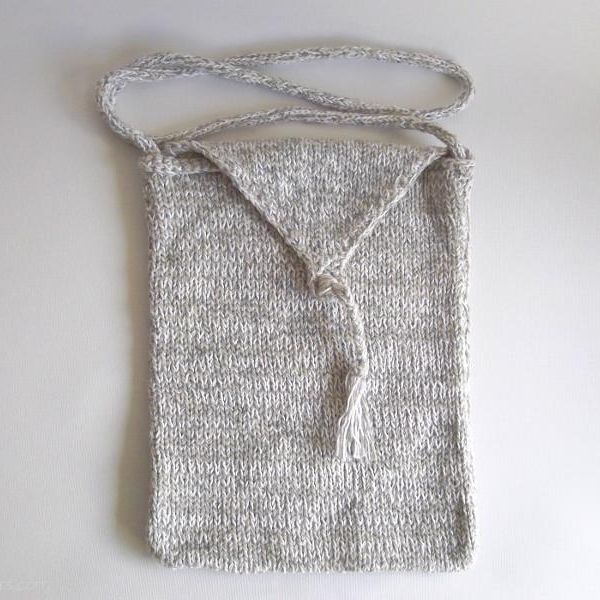 pochette grise laine