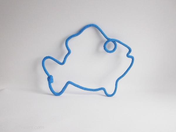 Poisson en tricotin bleu