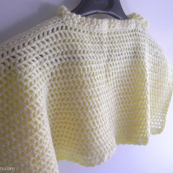 poncho bebe laine jaune